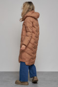 Купить Пальто утепленное молодежное зимнее женское коричневого цвета 52355K, фото 16