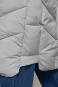 Купить Пальто утепленное молодежное зимнее женское светло-серого цвета 52355SS, фото 13