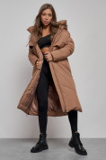 Купить Пальто утепленное молодежное зимнее женское коричневого цвета 52356K, фото 13