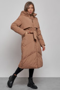 Купить Пальто утепленное молодежное зимнее женское коричневого цвета 52356K, фото 2