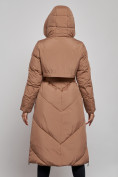 Купить Пальто утепленное молодежное зимнее женское коричневого цвета 52356K, фото 7