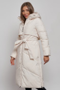 Купить Пальто утепленное молодежное зимнее женское светло-бежевого цвета 52356SB, фото 10