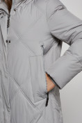 Купить Пальто утепленное молодежное зимнее женское серого цвета 52358Sr, фото 10