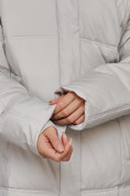 Купить Пальто утепленное молодежное зимнее женское светло-серого цвета 52392SS, фото 14