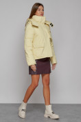 Купить Зимняя женская куртка модная с капюшоном светло-желтого цвета 52413SJ, фото 3