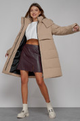 Купить Пальто утепленное с капюшоном зимнее женское светло-коричневого цвета 52426SK, фото 14