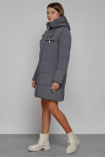 Купить Пальто утепленное с капюшоном зимнее женское темно-серого цвета 52429TC, фото 2