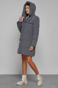 Купить Пальто утепленное с капюшоном зимнее женское темно-серого цвета 52429TC, фото 6