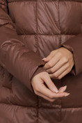 Купить Пальто утепленное молодежное зимнее женское темно-коричневого цвета 57997TK, фото 14