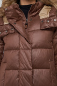Купить Пальто утепленное молодежное зимнее женское темно-коричневого цвета 57997TK, фото 15
