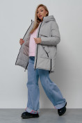 Купить Зимняя женская куртка молодежная с капюшоном светло-серого цвета 58622SS, фото 10
