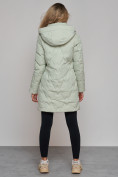 Купить Зимняя женская куртка молодежная с капюшоном светло-зеленого цвета 586832ZS, фото 5