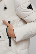 Купить Зимняя женская куртка молодежная с капюшоном бежевого цвета 589006B, фото 11