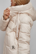 Купить Пальто утепленное молодежное зимнее женское светло-бежевого цвета 589098SB, фото 17