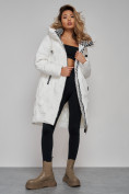 Купить Пальто утепленное молодежное зимнее женское белого цвета 59121Bl, фото 17