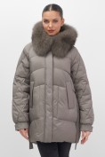 Купить Куртка зимняя женская с мехом и капюшоном тренд коричневого цвета 7608K, фото 9