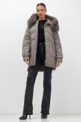 Купить Куртка зимняя женская с мехом и капюшоном тренд коричневого цвета 7608K, фото 19