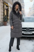 Купить Двубортное пальто зимнее утепленное с мехом и капюшоном темно-серого цвета 7626TC