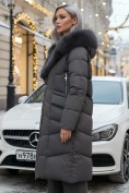 Купить Двубортное пальто зимнее утепленное с мехом и капюшоном темно-серого цвета 7626TC, фото 4
