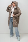 Купить Пальто зимнее утепленное с капюшоном женское коричневого цвета 7637K, фото 22