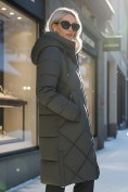 Купить Пальто зимнее утепленное с капюшоном женское зеленого цвета 7637Z, фото 3