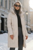 Купить Пальто зимнее утепленное с капюшоном женское бежевого цвета 7638B, фото 5