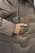 Купить Пальто зимнее утепленное с капюшоном женское коричневого цвета 7638K, фото 20
