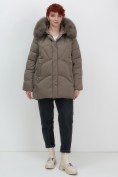Купить Куртка зимняя женская с мехом и капюшоном тренд коричневого цвета 7656K, фото 9