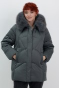 Купить Куртка зимняя женская с мехом и капюшоном тренд темно-зеленого цвета 7656TZ, фото 9