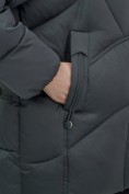 Купить Куртка зимняя женская с мехом и капюшоном тренд темно-зеленого цвета 7656TZ, фото 13