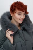 Купить Куртка зимняя женская с мехом и капюшоном тренд темно-зеленого цвета 7656TZ, фото 14