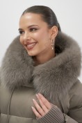 Купить Куртка зимняя женская с мехом и капюшоном тренд коричневого цвета 7658K, фото 14