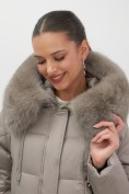Купить Куртка зимняя женская с мехом и капюшоном тренд коричневого цвета 7660K, фото 14