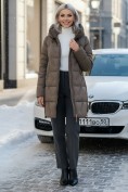 Купить Куртка зимняя женская классическая с капюшоном коричневого цвета 7671K, фото 4
