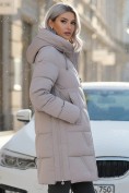Купить Куртка зимняя женская классическая с капюшоном светло-коричневого цвета 7671SK, фото 3