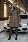Купить Пальто зимнее утепленное с капюшоном женское коричневого цвета 7700K, фото 5