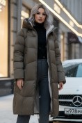 Купить Пальто зимнее утепленное с капюшоном женское коричневого цвета 7702K