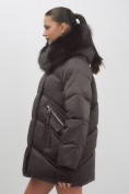 Купить Куртка зимняя женская с мехом и капюшоном тренд темно-коричневого цвета 7737TK, фото 13