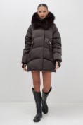 Купить Куртка зимняя женская с мехом и капюшоном тренд темно-коричневого цвета 7737TK, фото 7