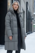 Купить Пальто зимнее утепленное с капюшоном женское темно-серого цвета 7741TC, фото 3