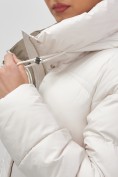 Купить Пальто зимнее утепленное с капюшоном женское бежевого цвета 7747B, фото 15