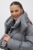 Купить Пальто зимнее утепленное с капюшоном женское темно-серого цвета 7748TC, фото 20