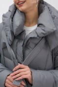 Купить Пальто зимнее утепленное с капюшоном женское темно-серого цвета 7748TC, фото 21