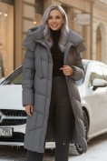 Купить Пальто зимнее утепленное с капюшоном женское темно-серого цвета 7748TC