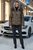 Купить Куртка зимняя женская с мехом и капюшоном тренд коричневого цвета 7759K, фото 4
