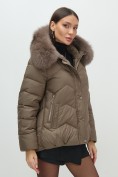 Купить Куртка зимняя женская с мехом и капюшоном тренд коричневого цвета 7759K, фото 13