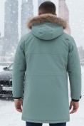 Купить Парка зимняя мужская с капюшоном и мехом енот зеленого цвета 9537-1Z, фото 2