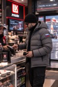 Купить Мужская зимняя стёганая куртка с графеновой подкладкой серого цвета 9651Sr, фото 5