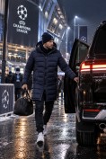 Купить Мужская удлинённая зимняя куртка с V-образной стёжкой темно-синего цвета 9659TS, фото 3